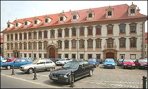 Senátory po této schůzi čeká letní dovolená