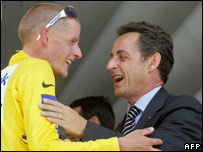 Tổng thống Pháp gặp vận động viên Tour de France