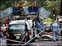 Ônibus atacado em Londres em 2005