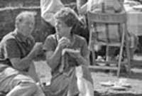 Emyr, a Gwenan yn mwynhau'r te!