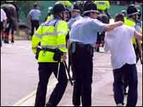 Polícia britânica prende um hooligan