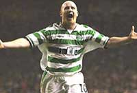 John Hartson - edrych yn well nag erioed!