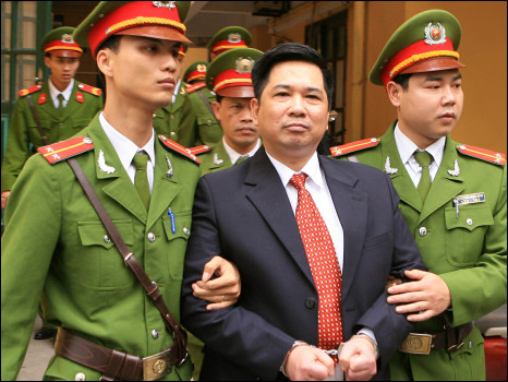 Cu Huy Ha Vu, Cù Huy Hà Vũ