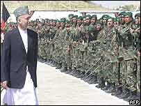 حامد کرزی و واحدهای نمونه ارتش افغانستان
