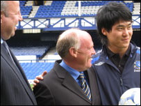 靳辉和俱乐部负责人