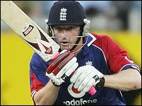 इंग्लैंड के कप्तान कॉलिंगवुड- फ़ाइल फोटो