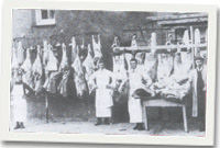 Siop gig yn Llangefni tua 1920 yn Llifon House