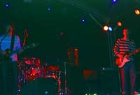 Frizbee yn y Pentre Ieuenctid