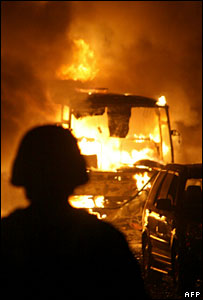 اتوبوس شعله ور 