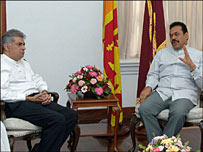 Opposition leader Ranil Wikremasinghe with Presidnet Mahinda Rajapakse