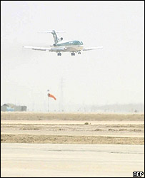 Avião da Iraqi Airways pousa no aeroporto de Basra