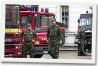 Ar yr afon yn Dinant.