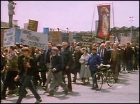Protesting Rail workers in Swindon