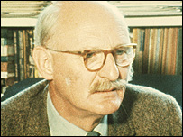 Hovercraft inventor, Sir Christopher Cockerell