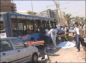 इसराइल में बसों में विस्फोट