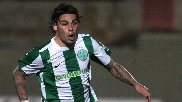 Anthony Elding in action for Ferencvaros