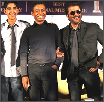 अनिल कपूर और स्लमडॉग मिलियनेयर के साथी कलाकार