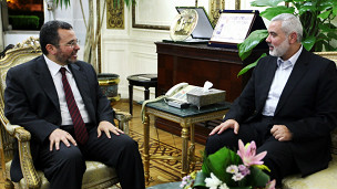 هنية وقنديل