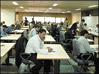 بررسی صلاحيت 1010 داوطلب انتخابات رياست جمهوری توسط شورای نگهبان آغاز شده