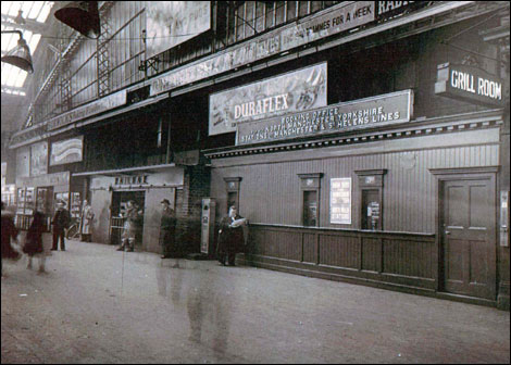 Lime Street Station in the 1950's