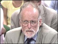 डाक्टर केली की मौत के बाद विवाद ने नया मोड़ ले लिया