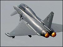 Eurofighter Typhoon tipi savaş uçağı