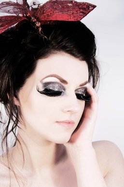 Tania. Make-up Artist