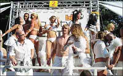 جشنواره خیابانی