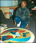 Child at discovery gallery