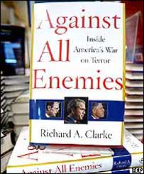 O livro de Richard Clarke, "Against All Enemies"