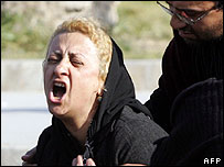 خاتون رشتہ دار