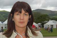 Sian Eirian ar faes Eisteddfod yr Urdd