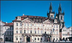 Palác Kinských na pražském Staroměstském náměstí