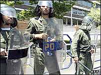 نيروهای ضدشورش در اهواز