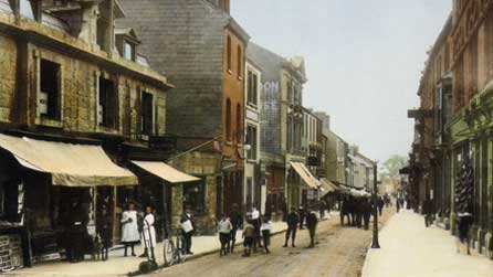 Stryd Fawr Bangor yn 1905