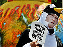 Ativista faz protesto em Bali