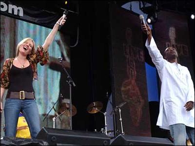 یوسون و دایدو در کنسرت لایو 8