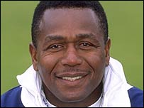 डेसमंड हेंस