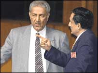 حکومت کی پسپائی؟