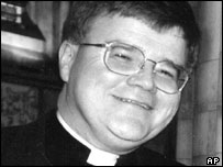 O clérigo Jeffrey John