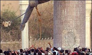 Pád režimu v Iráku vyvolává otázky mezi Araby