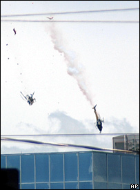 هلیکوپترها در حال سقوط