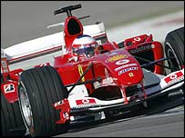 Barrichello disse que dirigiu 'no limite'