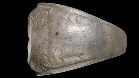 Roman ring