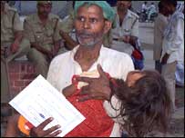 मस्तिष्क ज्वर से पीड़ित बच्ची