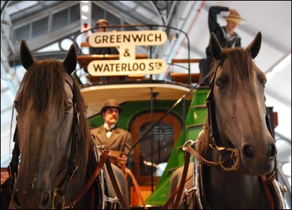 Xe ngựa hai tầng