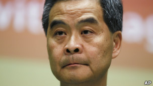 梁振英在宣讀施政報告後會見媒體記者（16/1/2013）