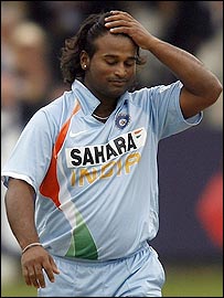 With the likes of Ramesh Powar in their team, India are not the most mobile