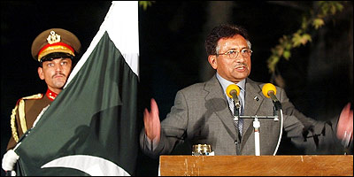 کرزی و مشرف