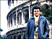 Жаҳонгир Қосимов(Жаҳонгир Қосимов архивидан олинган сурат) 